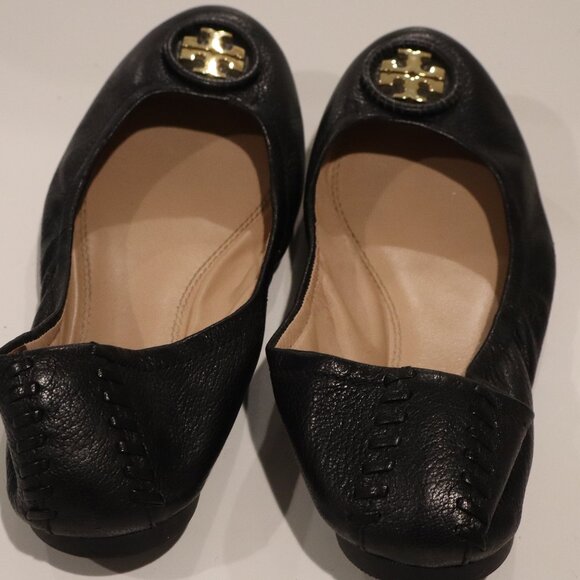 Tory Burch Black Monogram Flats - Size 7.5 ALMOST NEW CONDITION! - Picture 1 of 8